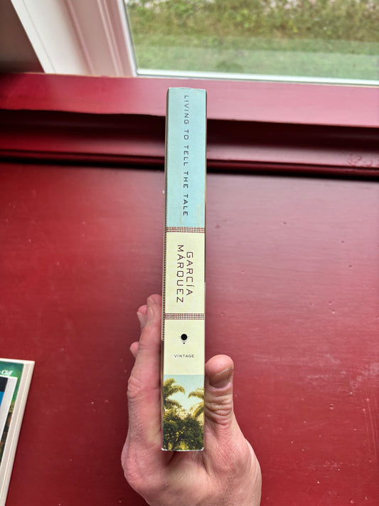 Living to Tell the Tale by Gabriel García Márquez (2004, Trade Paperback)