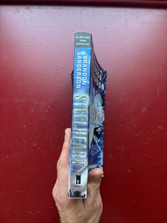 Steelheart by Brandon Sanderson (2014, Trade Paperback)