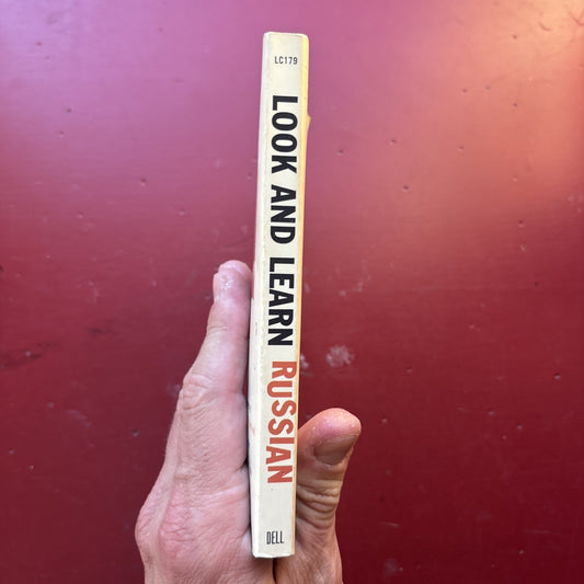 Look And Learn Russian Reference Paperback Book by Aron Pressman Dell 1969
