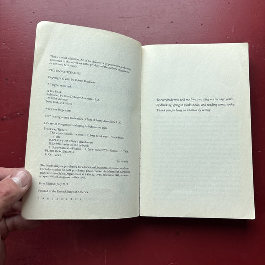 The Unnoticeables: A Novel (The Vicious Circuit), Brockway, Robert, 978076537967