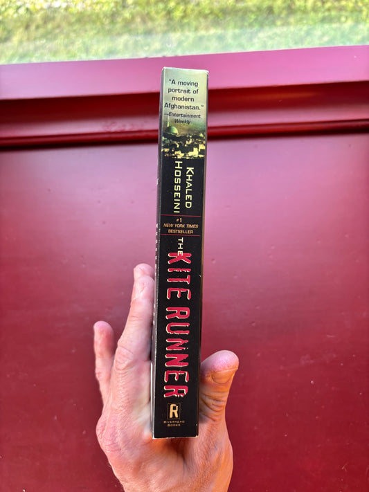 The Kite Runner by Khaled Hosseini (2003, Trade Paperback)