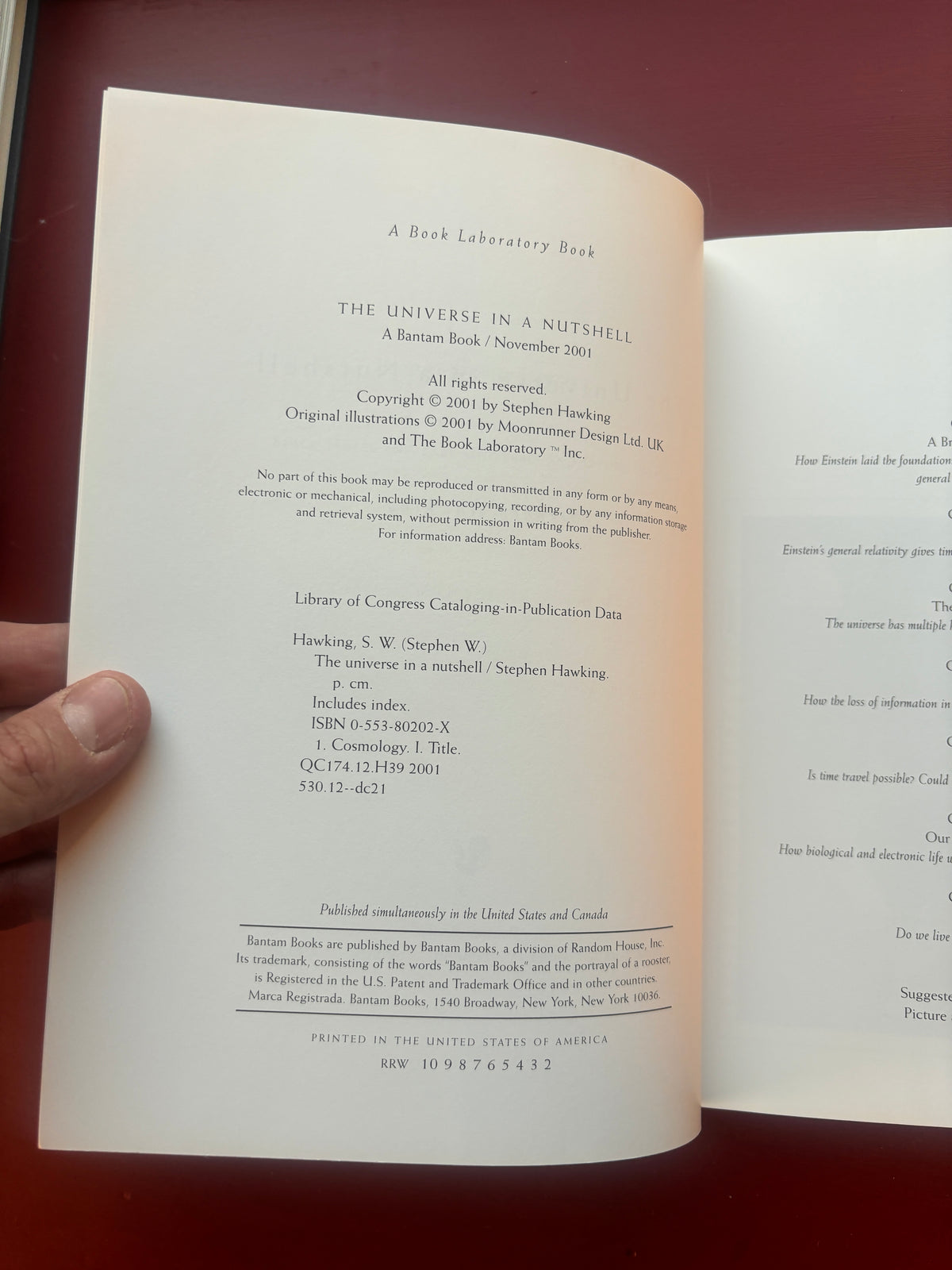 Universe in a Nutshell by Stephen Hawking (2001, Trade Paperback)