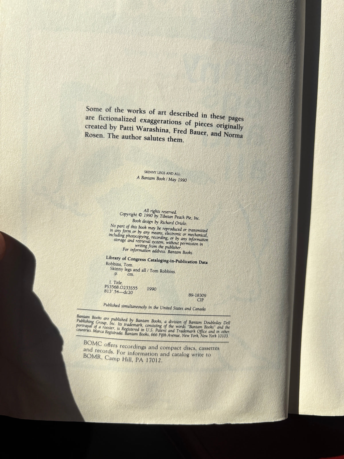Skinny Legs and All by Tom Robbins (1990, Trade Paperback)