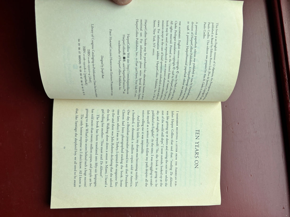 The Alchemist by Paulo Coelho (1993, Trade Paperback)
