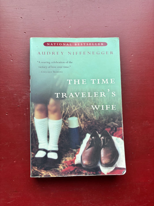 The Time Traveler's Wive by Audrey Niffenegger (2003, Trade Paperback)