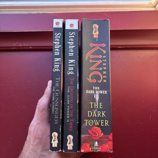 3 Stephen Kings Dark Tower 1 2 & 7 Gunslinger/Drawing of the 3/Dark Tower Plume