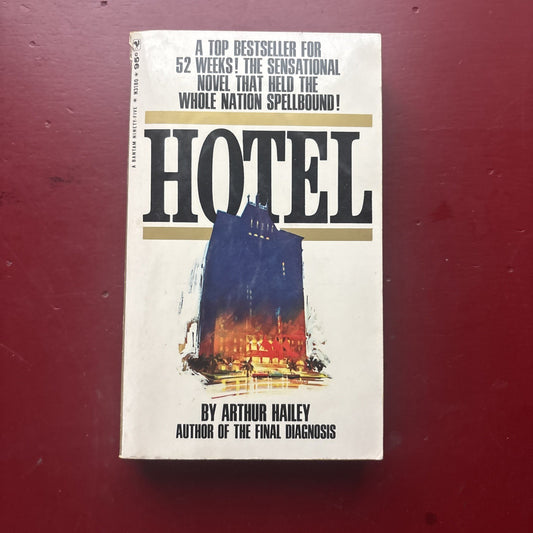 HOTEL by Arthur Hailey (1966, Bantam,Paperback)