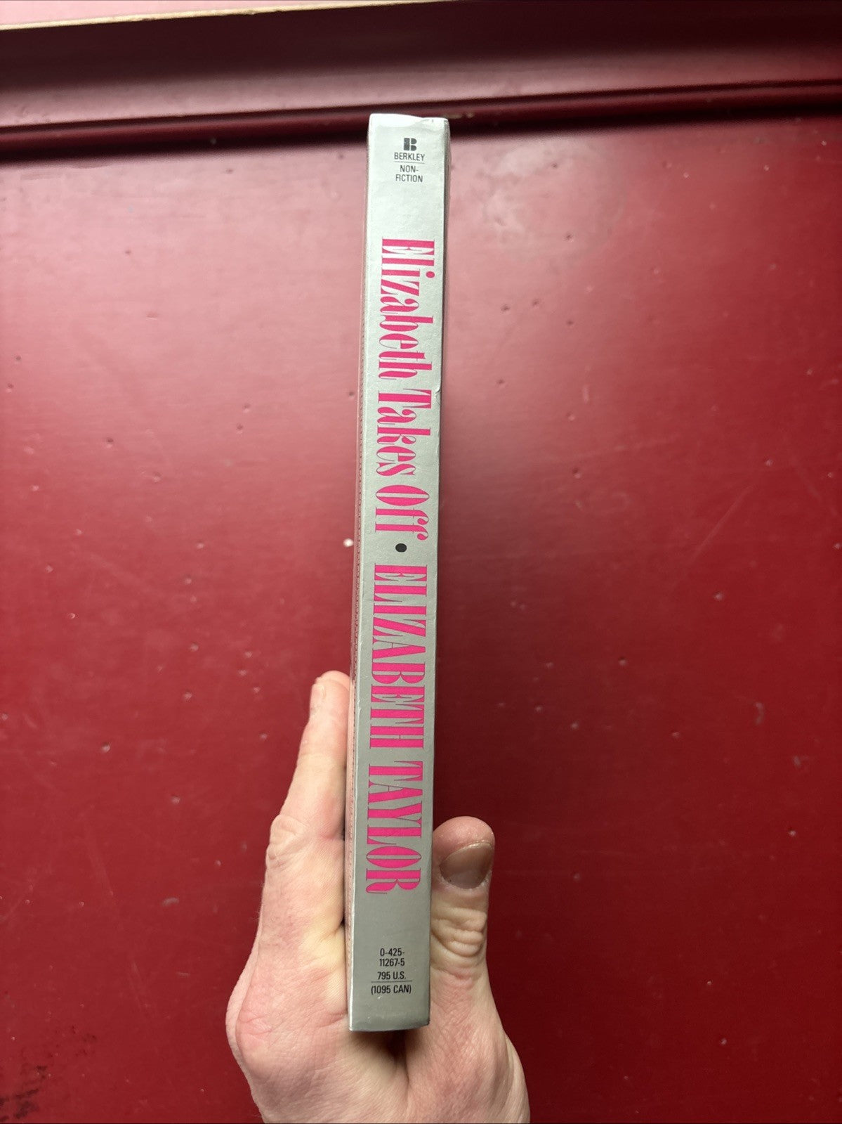 Elizabeth Takes Off: On Weight Gain Weight Loss Self-Image by Elizabeth Taylor