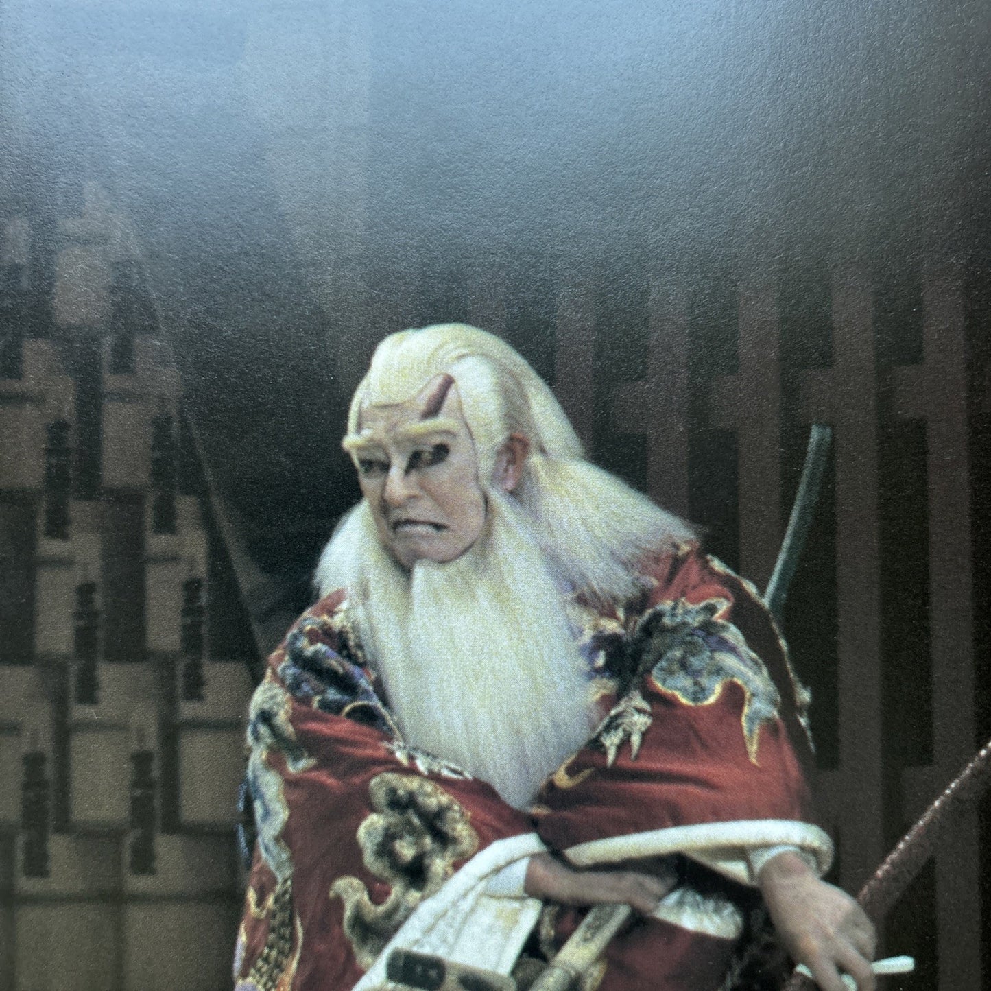 KABUKI Japanese Theater by Masakatsu Gunji and Chiaki Yoshida Costumes Kodansha