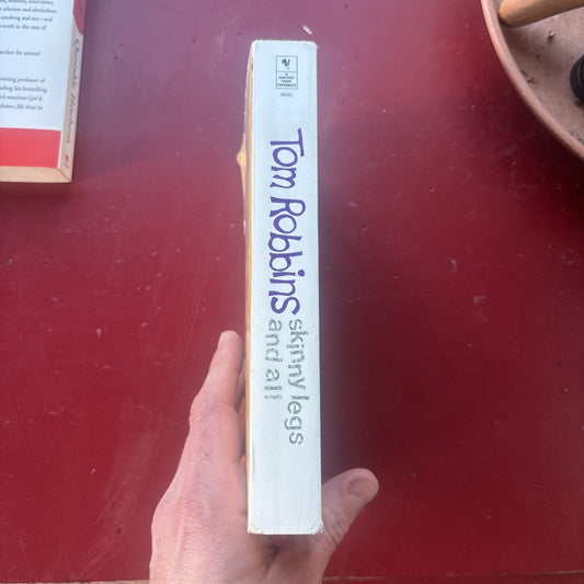 Skinny Legs and All by Tom Robbins (1995, Trade Paperback)
