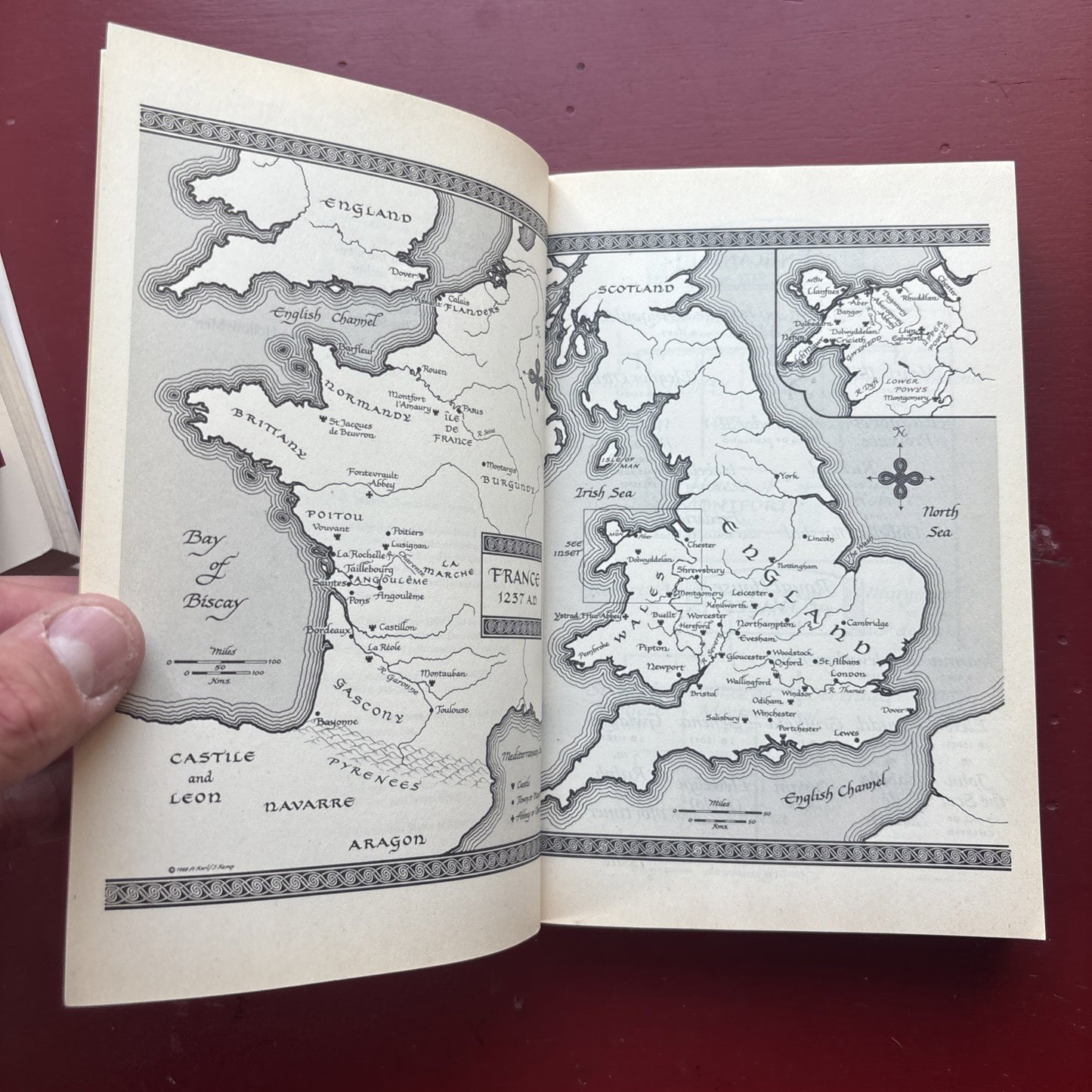 Lot: Sharon Kay Penman The Welsh Princes Trilogy Books 1 2 Here be Dragons Falls