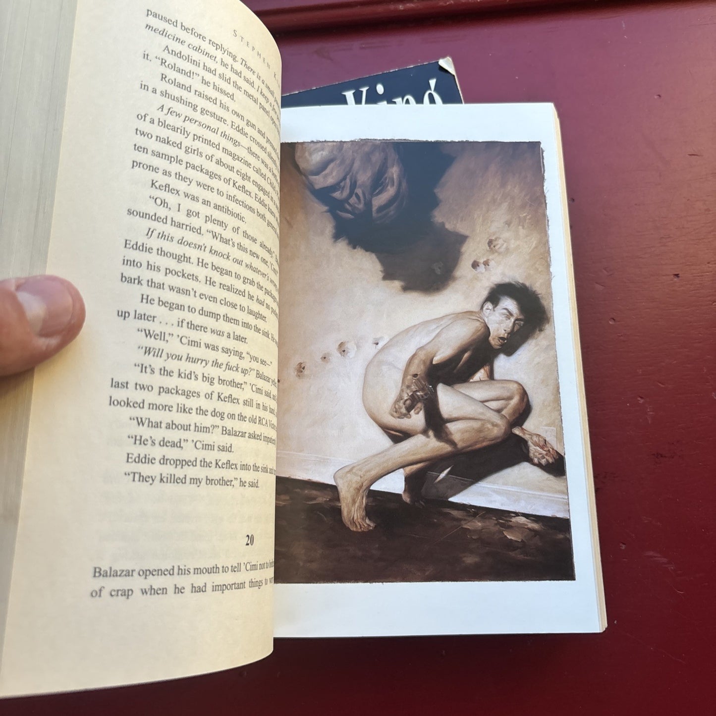 3 Stephen Kings Dark Tower 1 2 & 7 Gunslinger/Drawing of the 3/Dark Tower Plume